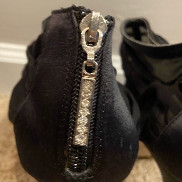 Chinese Laundry 'Hide and Seek' Black Chiffon Bootie 5”heel 8.5M Womens 6.5Men’s - Picture 13 of 15